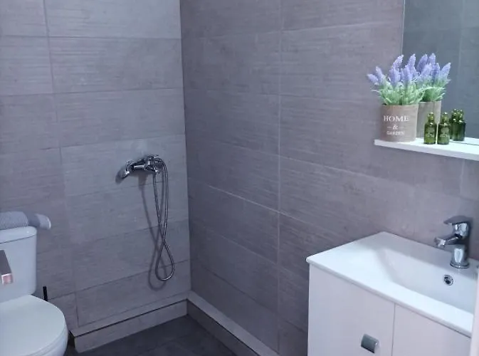 V&e's Pigadhia (Argolis)