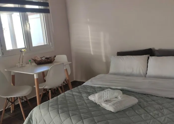 V&e's * Pigadhia (Argolis)