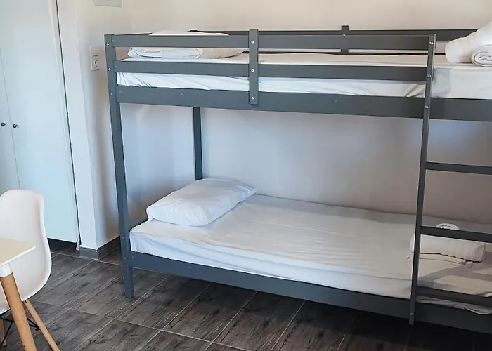 V&e's Pigadhia (Argolis)